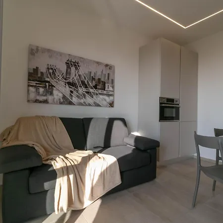 Mamma Ciccia - Amoro With Beautiful Terrace Appartement Galbiate