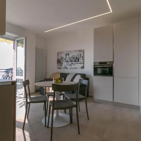 Mamma Ciccia - Amoro With Beautiful Terrace Apartment *