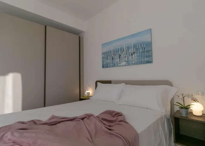 Mamma Ciccia - Amoro With Beautiful Terrace Апартаменты *